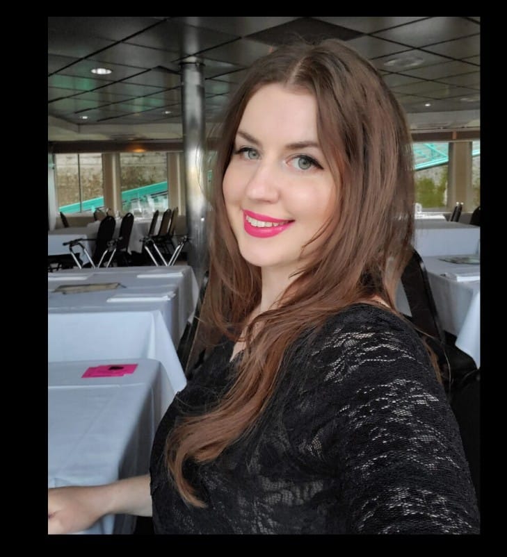 SELMANA(37)”ŽELIM DOPISIVANJE I UPOZNAVANJE,JAVITE MI SE”