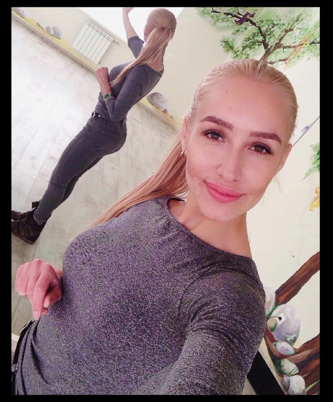 TAMARA(44)”ŽELIM DRUŽENJE I UPOZNAVANJE JAVITE MI SE NA FACEBOOK”