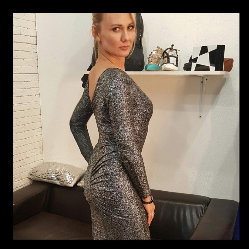 ALISA(33)#ŽELIM DOPISIVANJE I UPOZNAVANJE JAVITE SE”