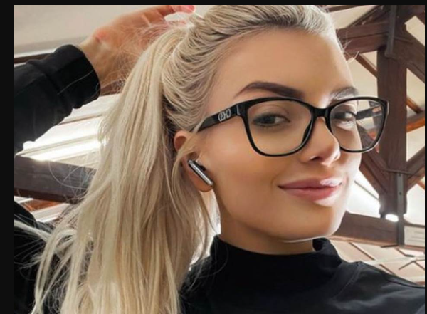 “IMAM 52, A MOJ LJUBAVNIK 35 GODINA” – Ela Dvornik se oporavlja nakon šokantnih PRIZNANJA: “Varam ga s kolegom sa posla”