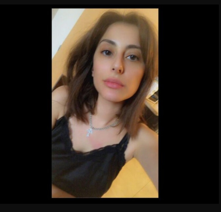 IME MI JE MELISA IMAM 22 GODINE I ZALJUBLJENA SAM U SVOG OCUHA KOJI IMA 55 JEDNE NOCI ON ME PITAO DA..