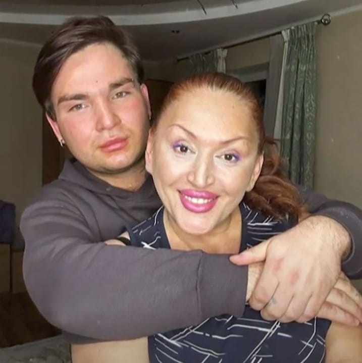 UDALA SAM SE ZA USVOJENOG SINA! Ispovest digla zemlju na noge: Odgajala sam ga od 14, sad su mi oduzeli decu