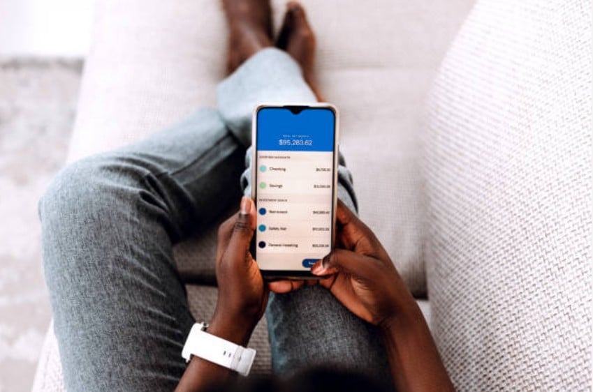 Kako Upoznati Devojke i Žene na Facebook stranici 